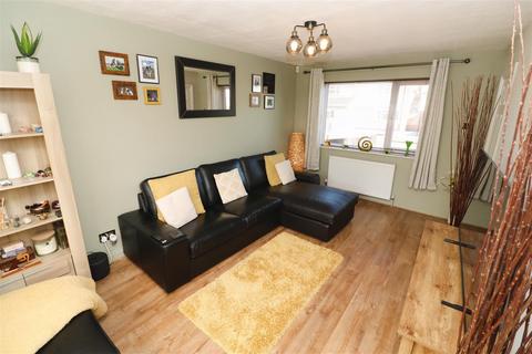 16 Blackfriars, Rushden, NN10 9PF