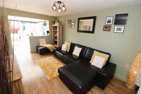 16 Blackfriars, Rushden, NN10 9PF