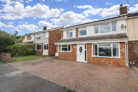 undefined, Fitzwilliam Road, Irthlingborough NN9