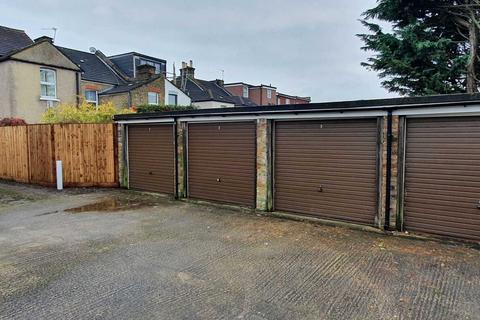undefined, Livingstone Road, Thornton Heath CR7
