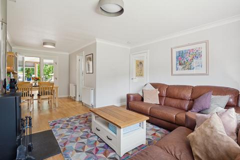 25 Taymouth Drive, Kenmore, Aberfeldy, PH15 2HJ