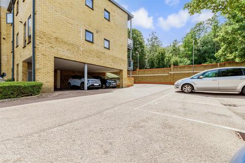 2 bedroom flat for sale, Waterstone Way, Greenhithe, Kent
