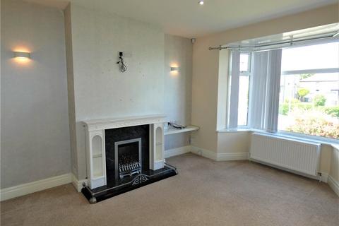 3 bedroom bungalow to rent, Hutton Road, Bradford, West Yorkshire, BD5