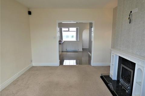 3 bedroom bungalow to rent, Hutton Road, Bradford, West Yorkshire, BD5