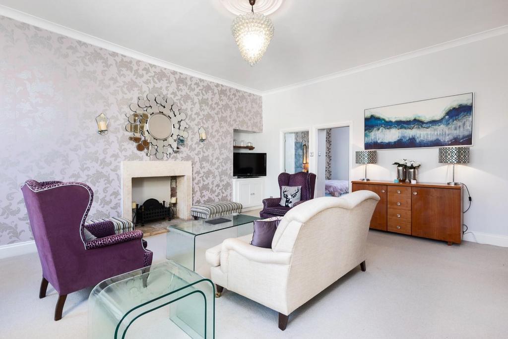 29a Royal Crescent, Bath, BA1 2 LT-14.jpg