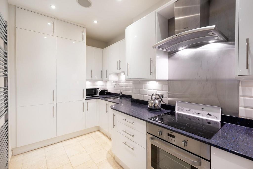 29a Royal Crescent, Bath, BA1 2 LT-18.jpg