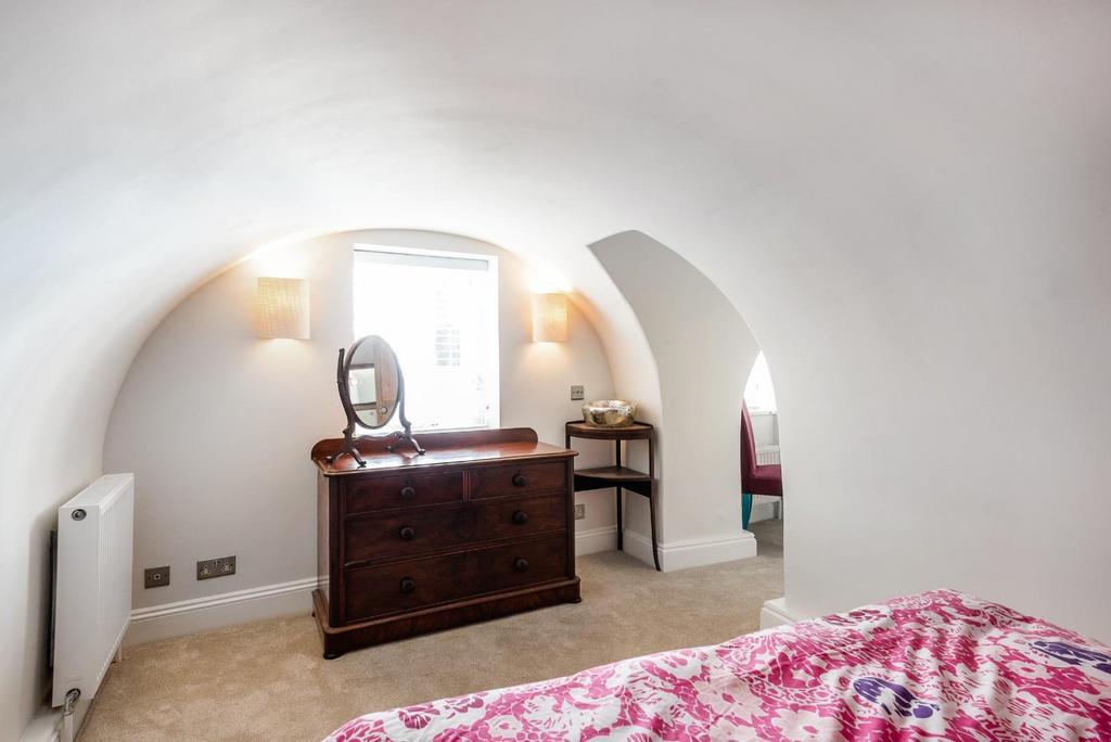 29a Royal Crescent, Bath, BA1 2 LT-11.jpg