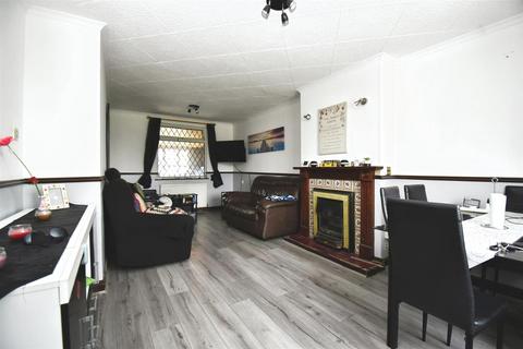 6 Ashthorpe, Hull, HU6 9HH