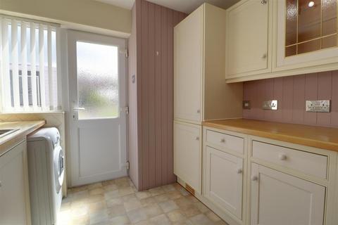 3 bedroom semi-detached house for sale, Bray Close, Crewe