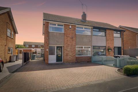 3 bedroom semi-detached house for sale, Bray Close, Crewe