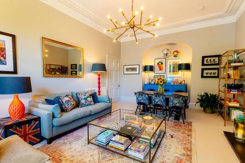 2 bedroom flat for sale, Murrayfield Avenue, Edinburgh EH12