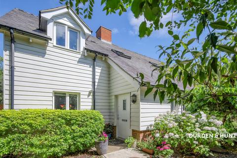 Rams Farm Road, Colchester CO6