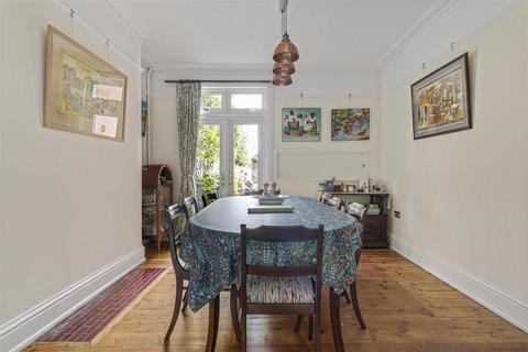 199 Hills Road, Cambridge, CB2 8RN