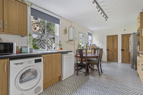 199 Hills Road, Cambridge, CB2 8RN