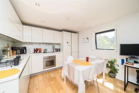 1 bedroom flat for sale, Akerman Road, London SW9