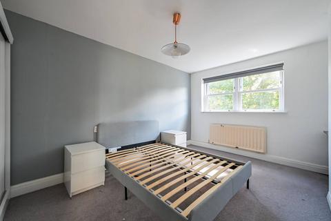 undefined, Palmerston Road, Wood Green, London, N22