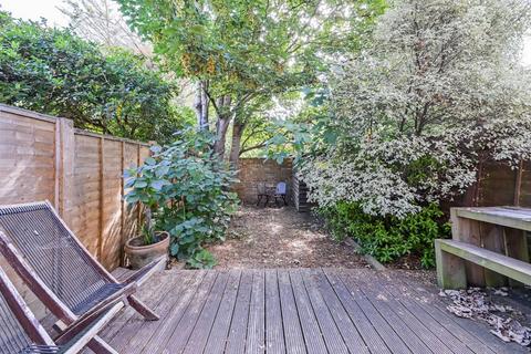 undefined, Palmerston Road, Wood Green, London, N22