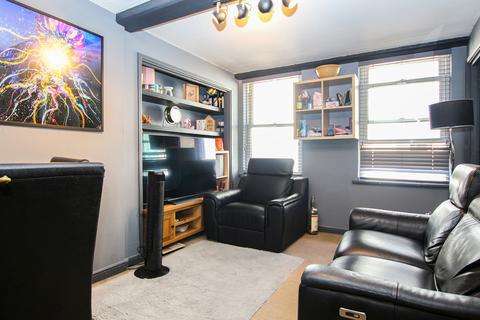 1 bedroom property for sale, 28 Le Bordage, St Peter Port, Guernsey, GY1