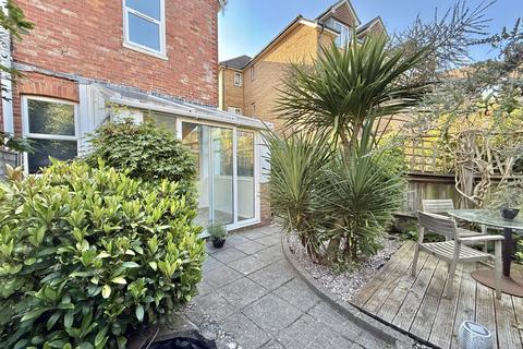 Sea Road, Boscombe, Bournemouth, BH5
