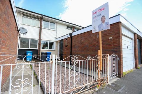 Water Street, Runcorn, WA7