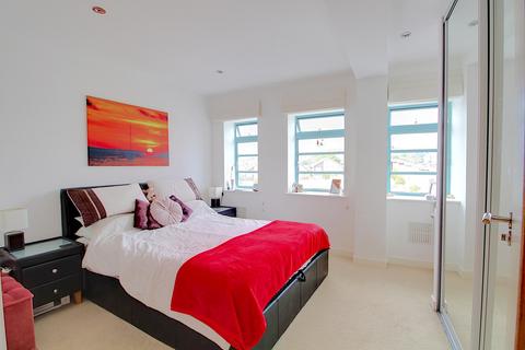 1 bedroom flat to rent, GRAND OCEAN, LONGRIDGE AVENUE, BRIGHTON, East Sussex, BN2