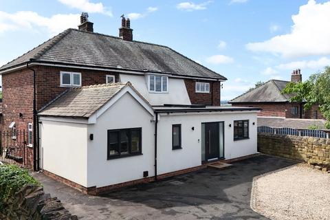 5 bedroom detached house for sale, Southdale Road, Ossett WF5