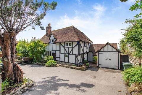 4 bedroom detached house for sale, Linton Hill, Linton, Maidstone