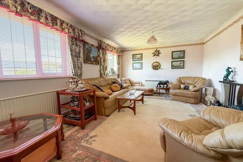 3 bedroom bungalow to rent, Jubilee Drive, Failand, North Somerset, BS8