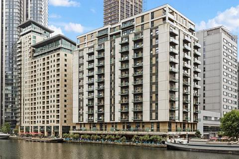 2 bedroom flat to rent,  2 South Quay Square, Canary Wharf E14