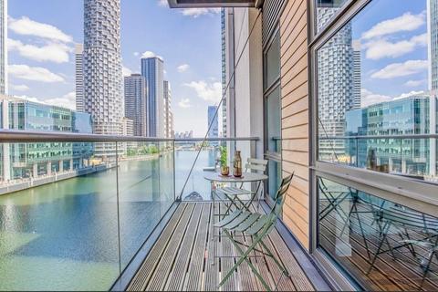 2 bedroom flat to rent,  2 South Quay Square, Canary Wharf E14
