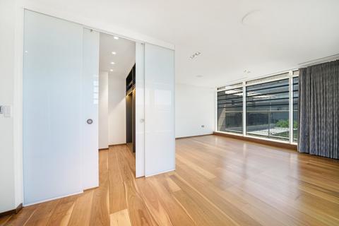 4 bedroom flat to rent, Park Road, Marylebone, London