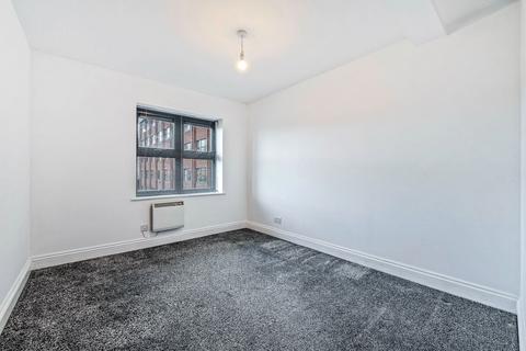 2 bedroom apartment for sale, Station Road, Kettering NN15
