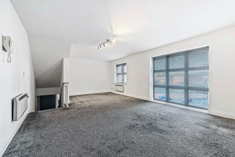 2 bedroom apartment for sale, Station Road, Kettering NN15