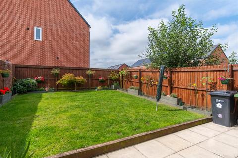 5 Vincent Close, Buckshaw Village, Chorley, PR7 7LU