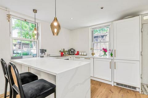 1 bedroom flat for sale, Fulthorp Road, London SE3