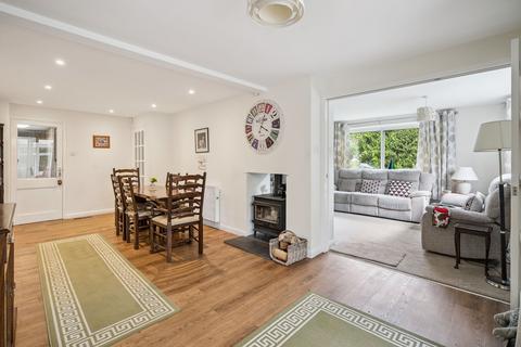 4 bedroom detached house for sale, The Avenue, Aylesbury HP18