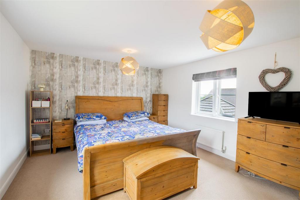 Main.bedroom-1.jpg