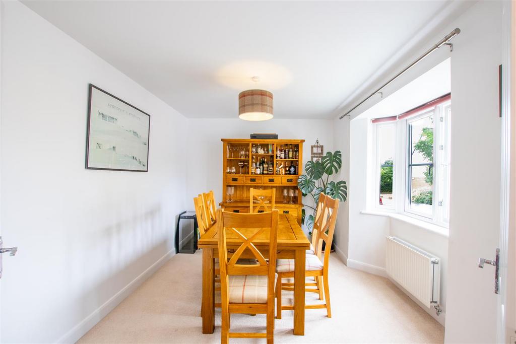 Dining.room.jpg