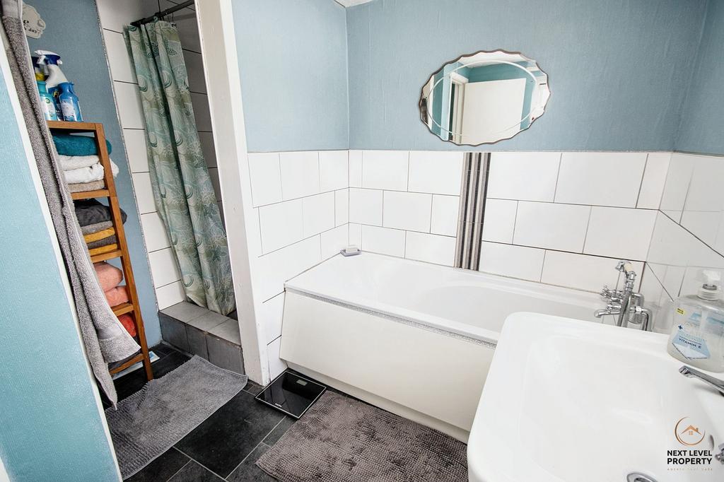 Ground Floor Bathroom
