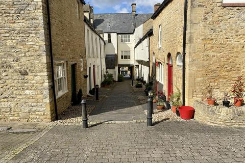 undefined, White Hart Mews, Chipping Norton