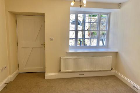 undefined, White Hart Mews, Chipping Norton