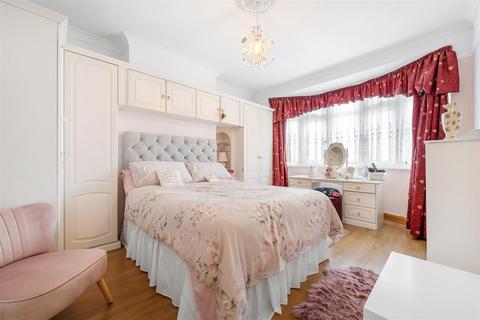 3 bedroom terraced house for sale, Ivymount Road, West Norwood, SE27