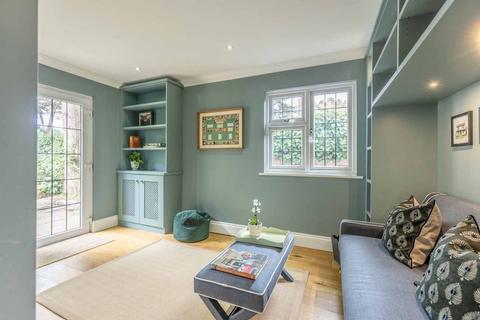 Centre House Windmill Road, Fulmer, Slough, SL3 6HD