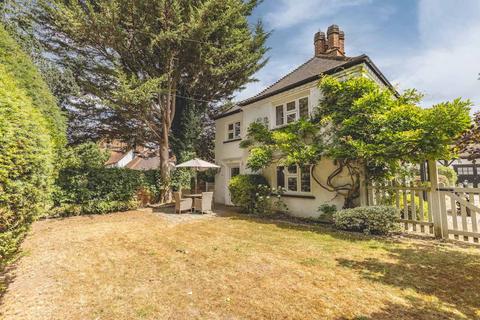 Centre House Windmill Road, Fulmer, Slough, SL3 6HD