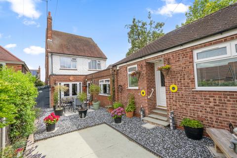 6 bedroom detached house for sale, Glentworth Crescent, Skegness PE25