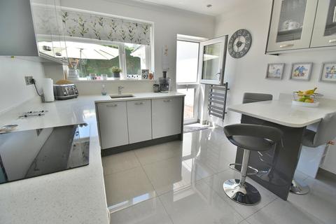 2 bedroom detached bungalow for sale, Meadow Close, West Parley, Ferndown, BH22