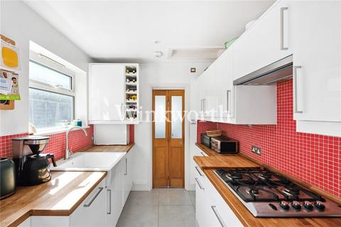 50 Morley Avenue, London, N22 6NG