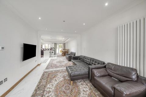 undefined, St. Edmunds Drive, Stanmore