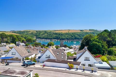 2 bedroom detached bungalow for sale, Vicarage Meadow, Fowey, Cornwall, PL23