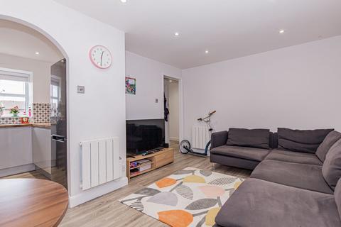 1 bedroom apartment to rent, Oat Close, Aylesbury HP21